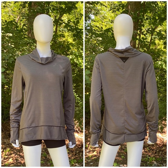 prAna Women's Marin Pullover Top in Black Stripe [3506] - Picture 3 of 8